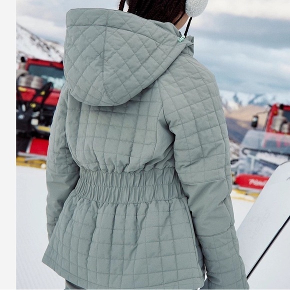 Free People coat ski jacket thumb holes sage green quilted hoodie NEW xs - Picture 16 of 16